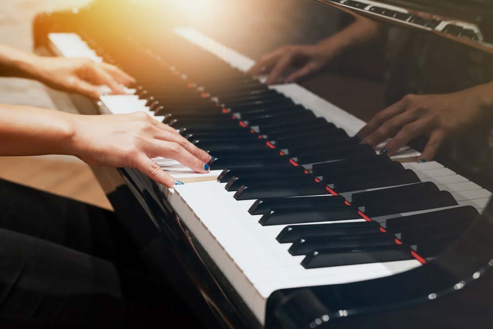 A tiszta és csengő hangok feltétele a zongorahangolás